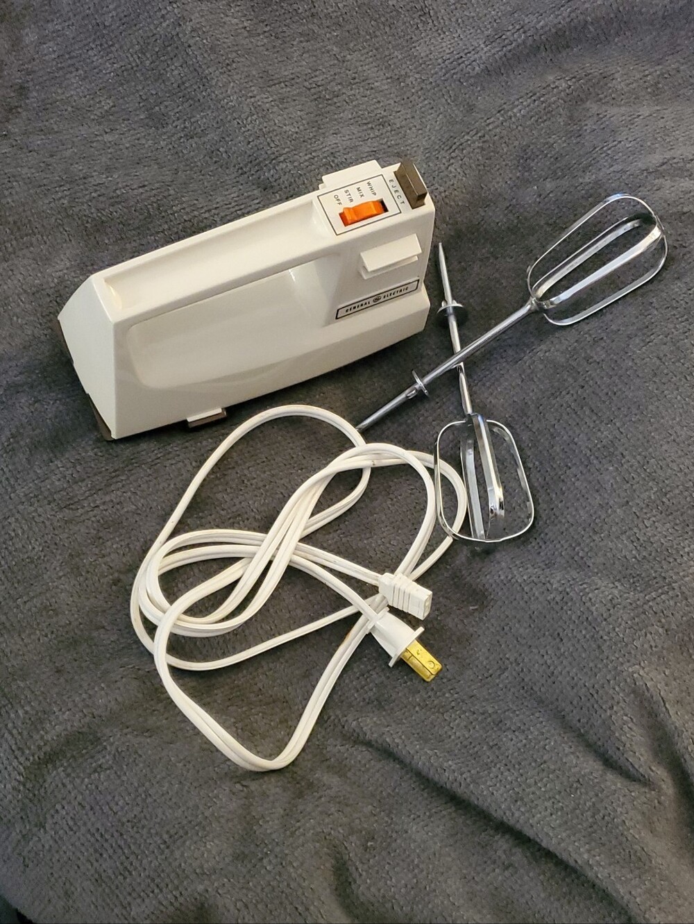 Vintage White GE Hand Mixer with Beaters